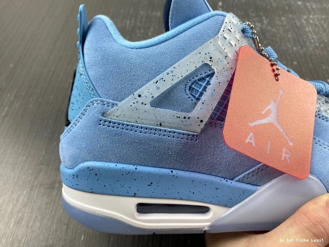 Jordan UNC HO12MNJDLS247 4 Retro (PE) 0720